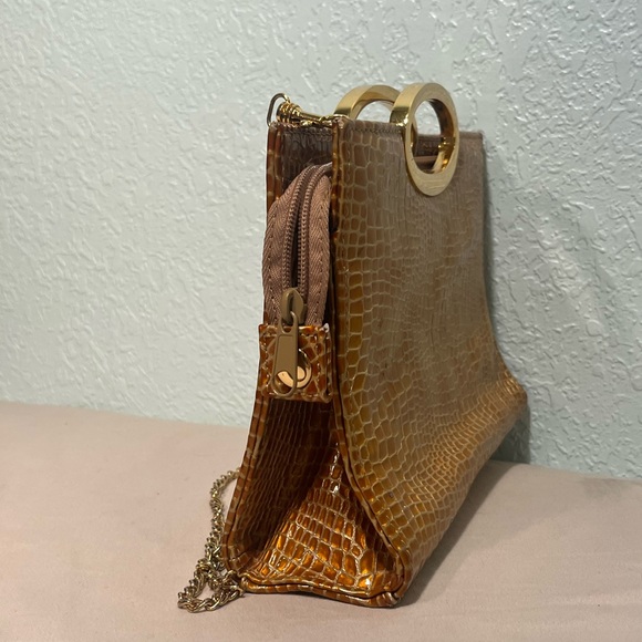 BELLINI Snakeskin Clutch Hand Bag in Yellow Gold - Picture 5 of 10